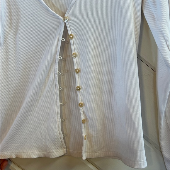 WILFRED White Button-Down Ribbed Top - Picture 3 of 8